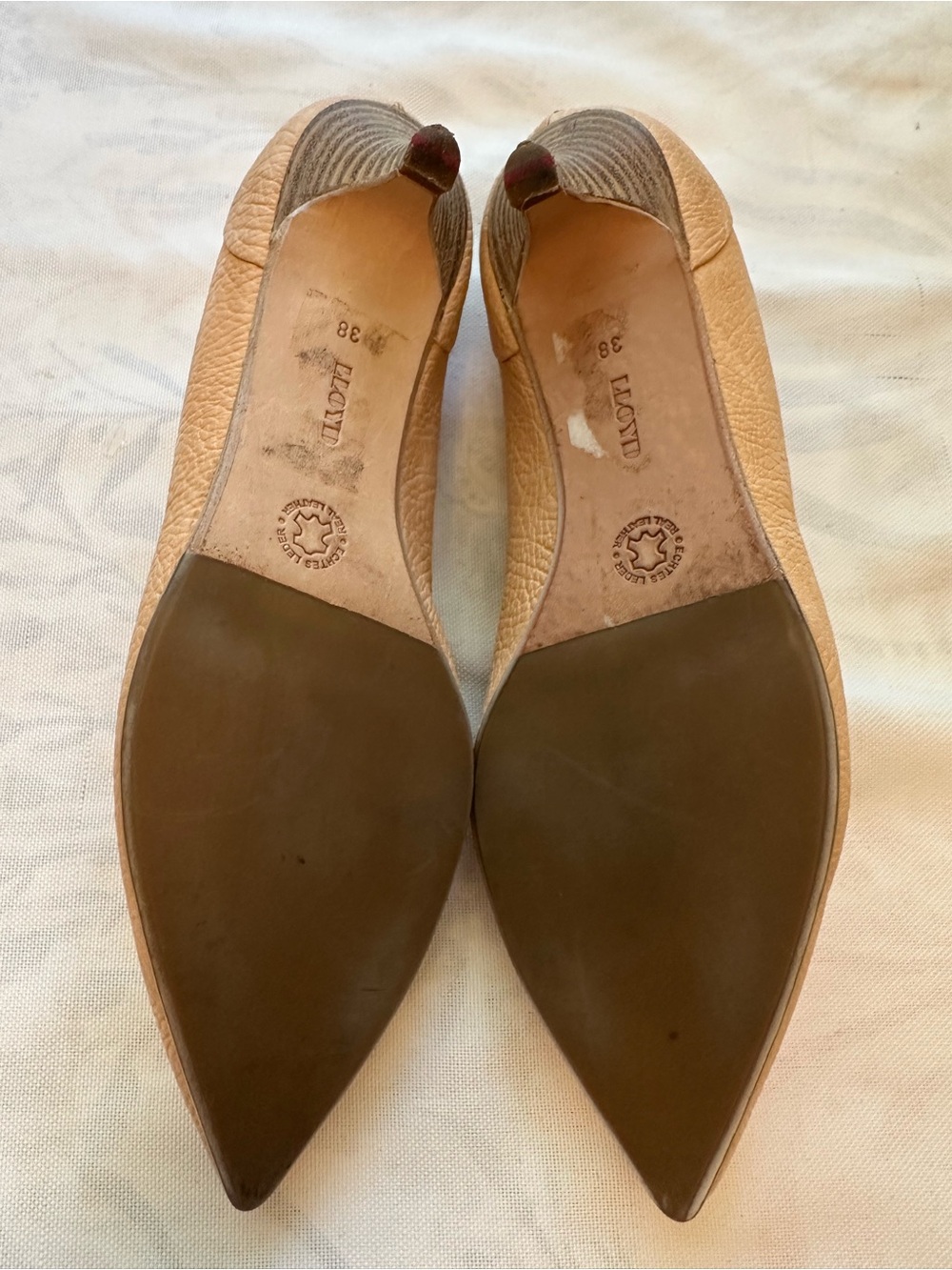 LLOYD Germany Women’s Lether Pump slip on pointed toe baige solid heel 8M EU 38 - Picture 7 of 7